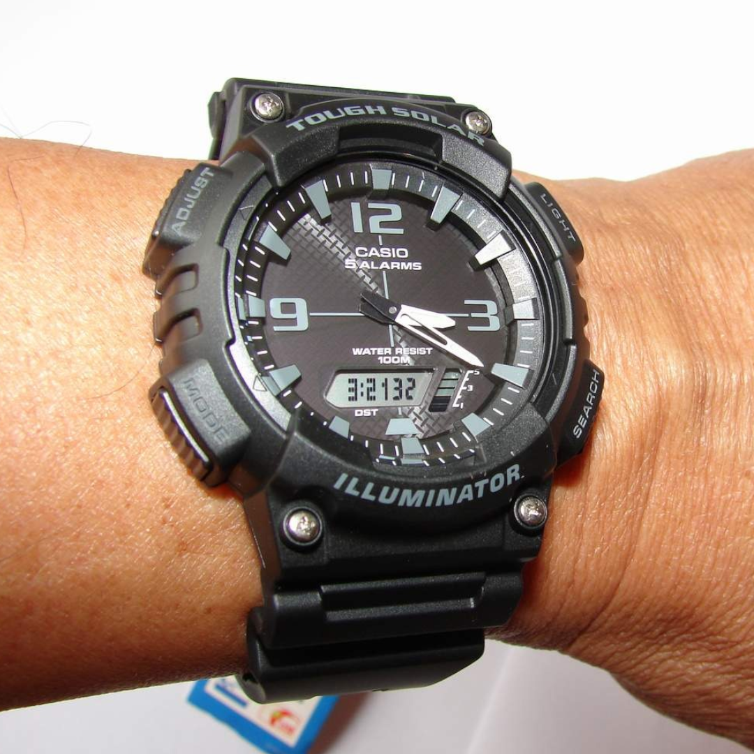 Casio - AQ-S810W-1A2VDF - Azzam Watches