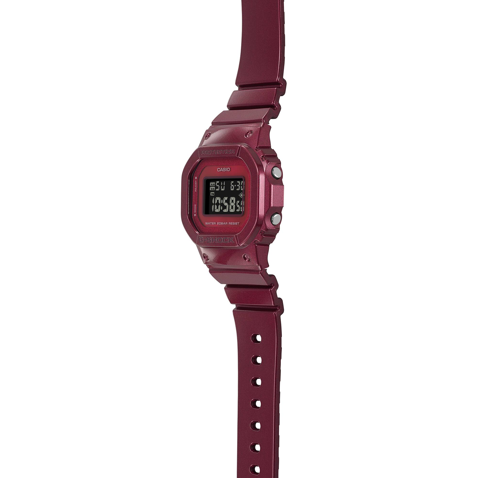 Casio - GMD-S5600RB-4DR