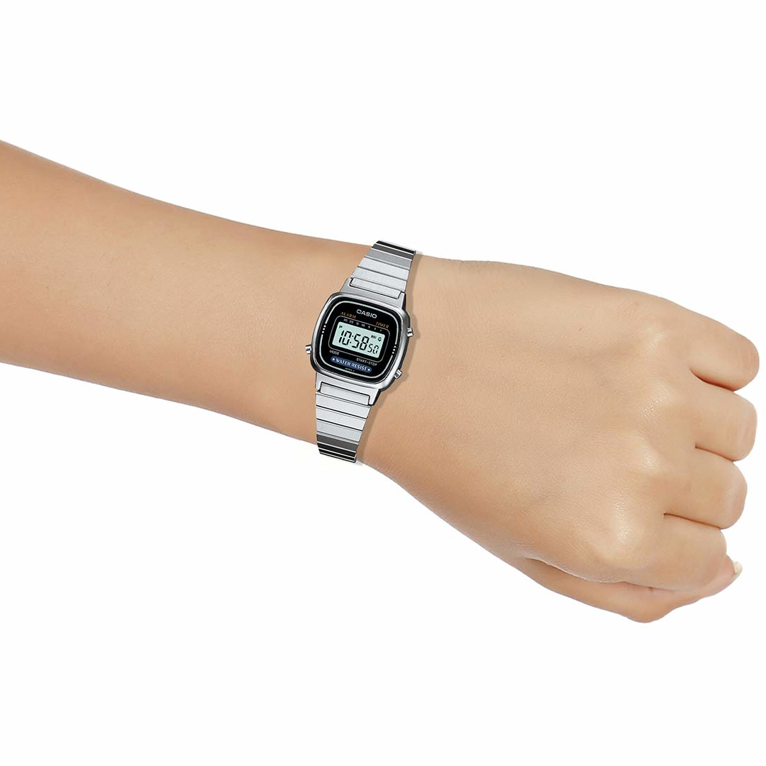 Casio - LA670WD-1DF - Azzam Watches