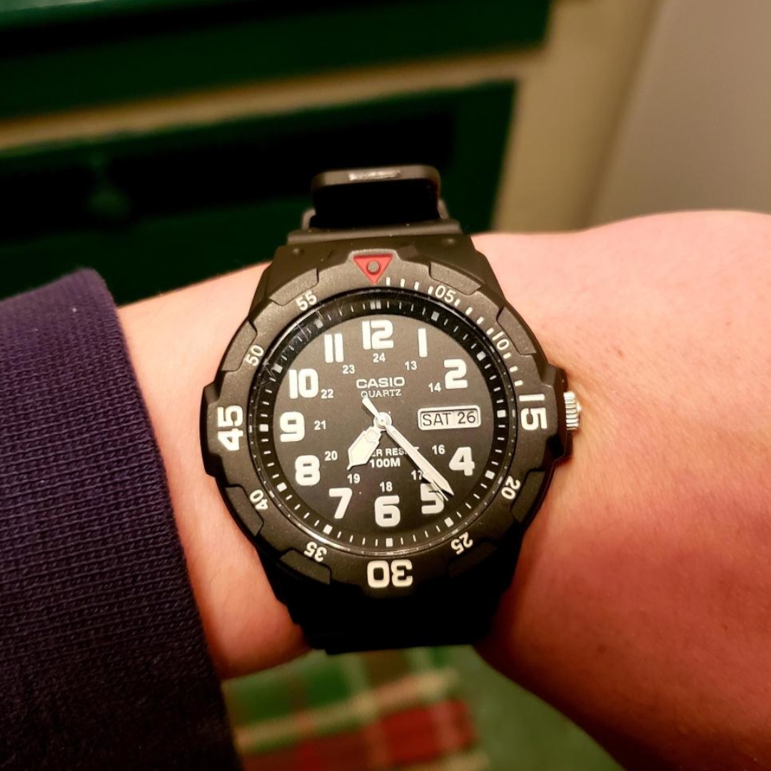 Casio - MRW-200H-1BVDF - Azzam Watches 