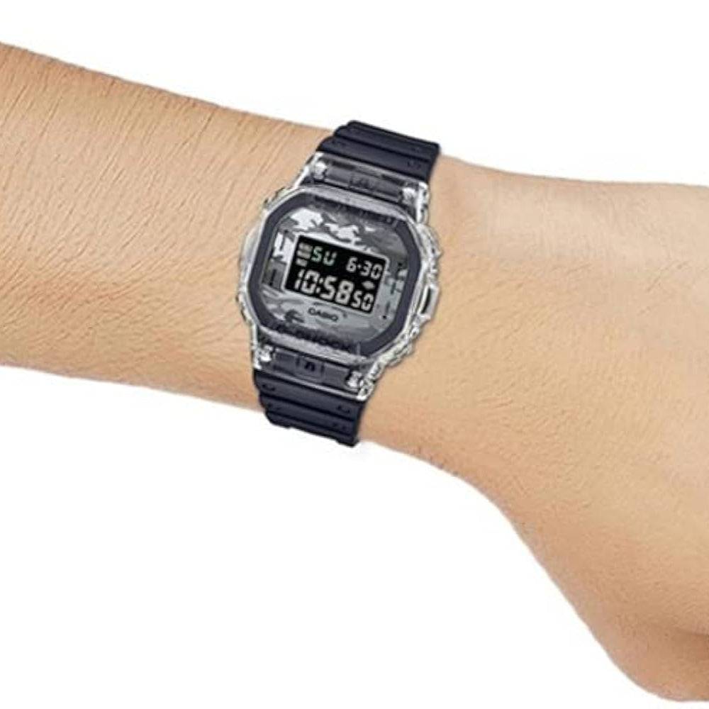 DW-5600SKC-1DR