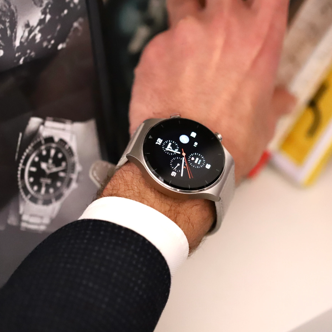 ON - MA01-ALG - Azzam Watches