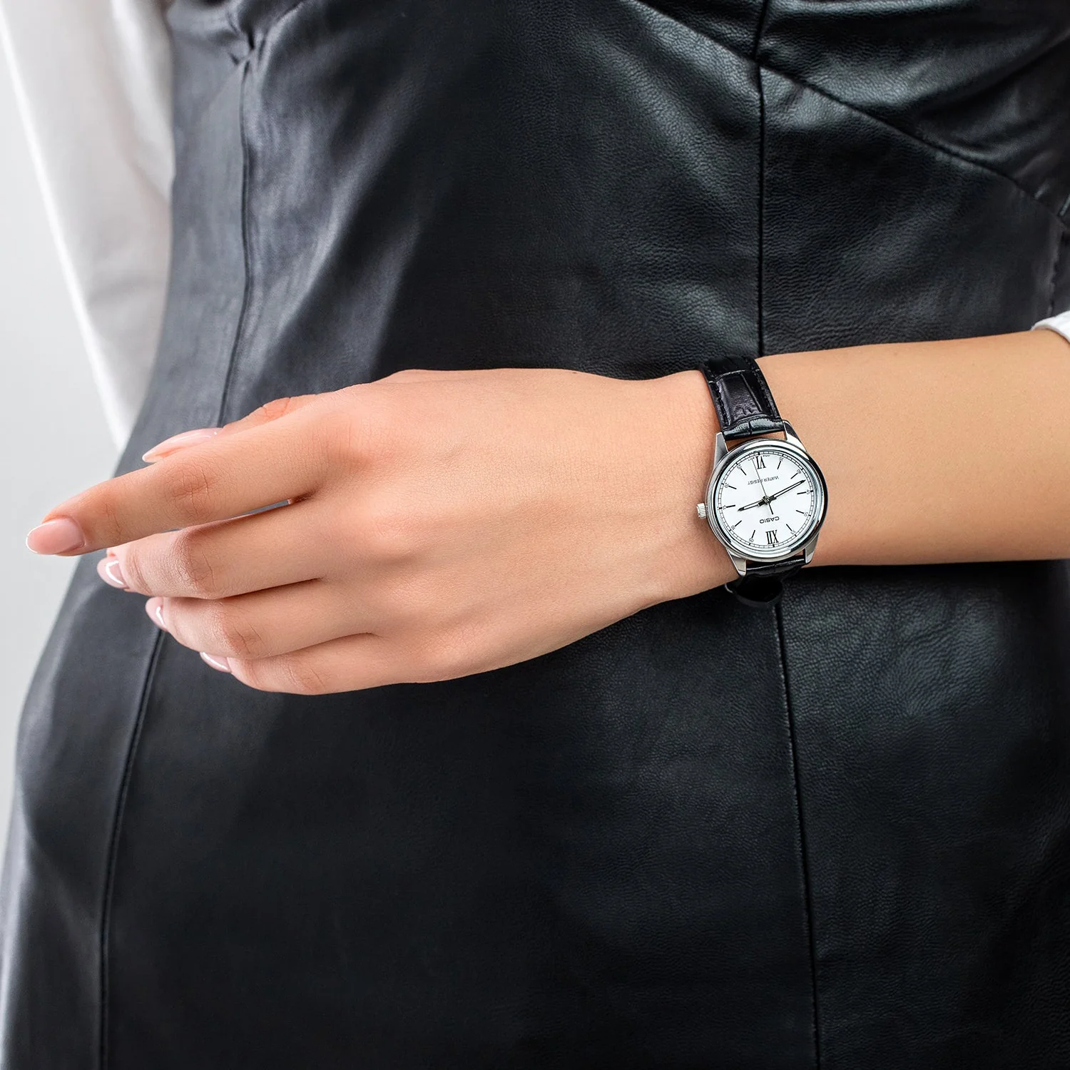 Casio - LTP-V005L-7B2UDF