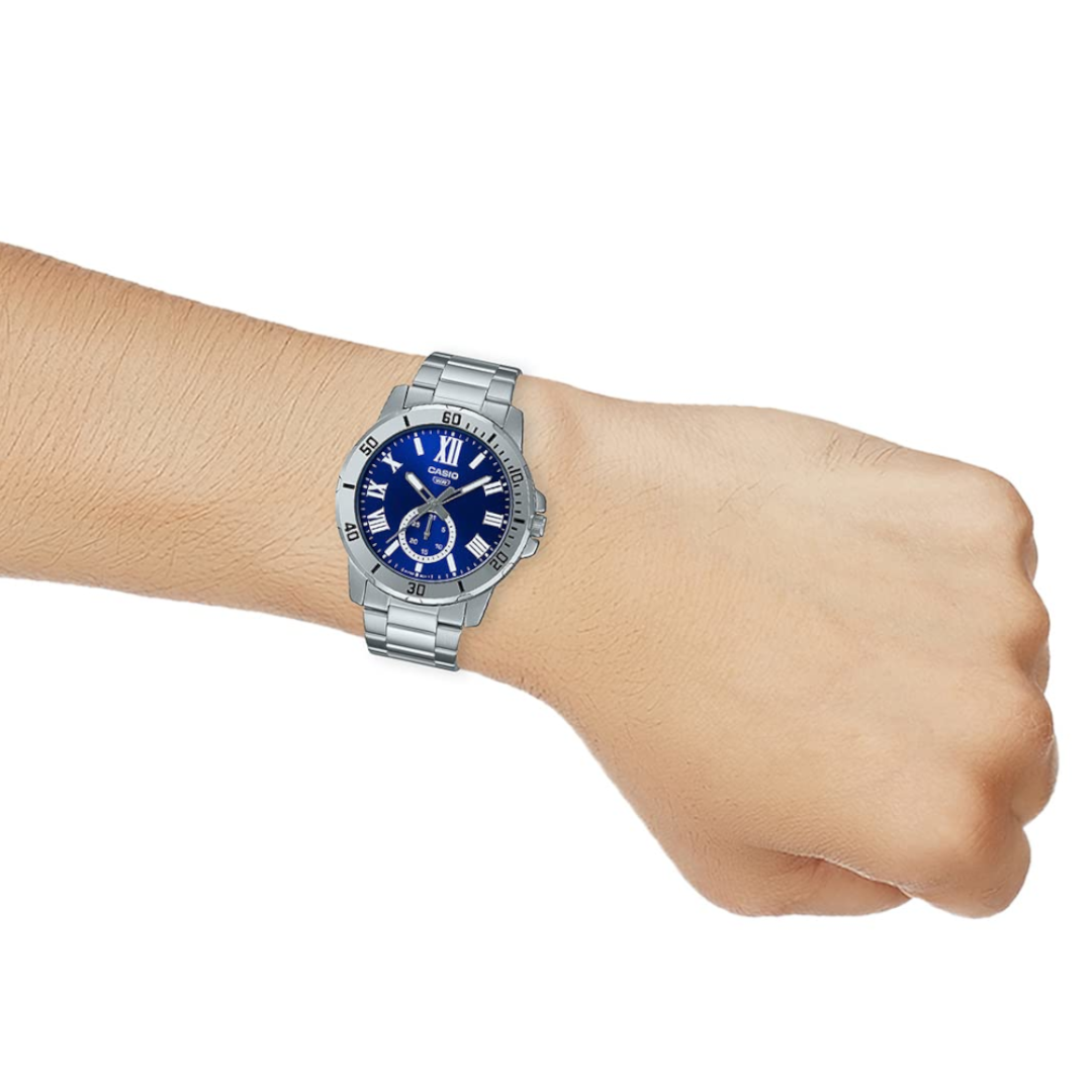 Casio - MTP-VD200D-2BUDF - Azzam Watches 