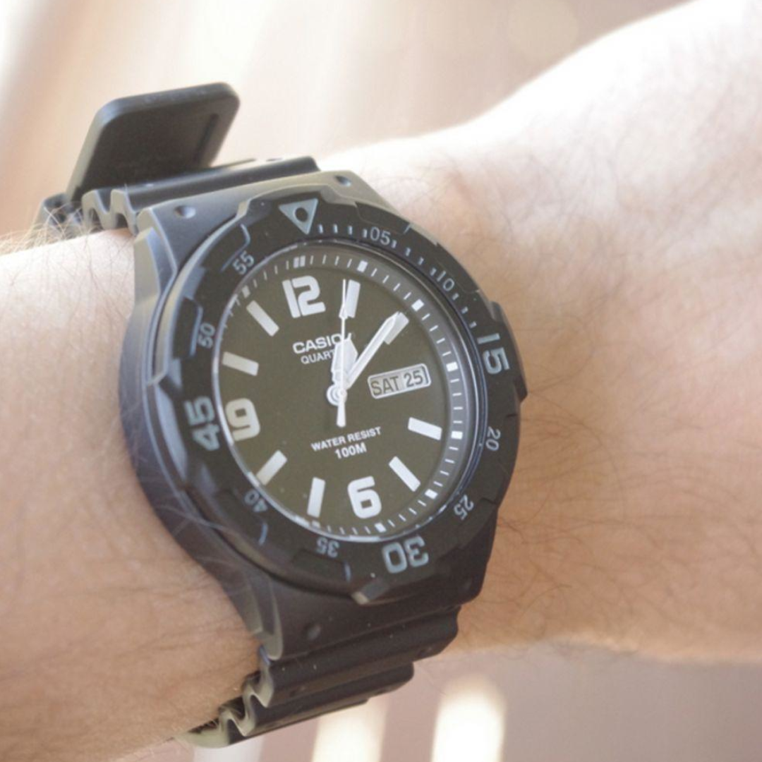 Casio - MRW-200H-1B2VDF - Azzam Watches 