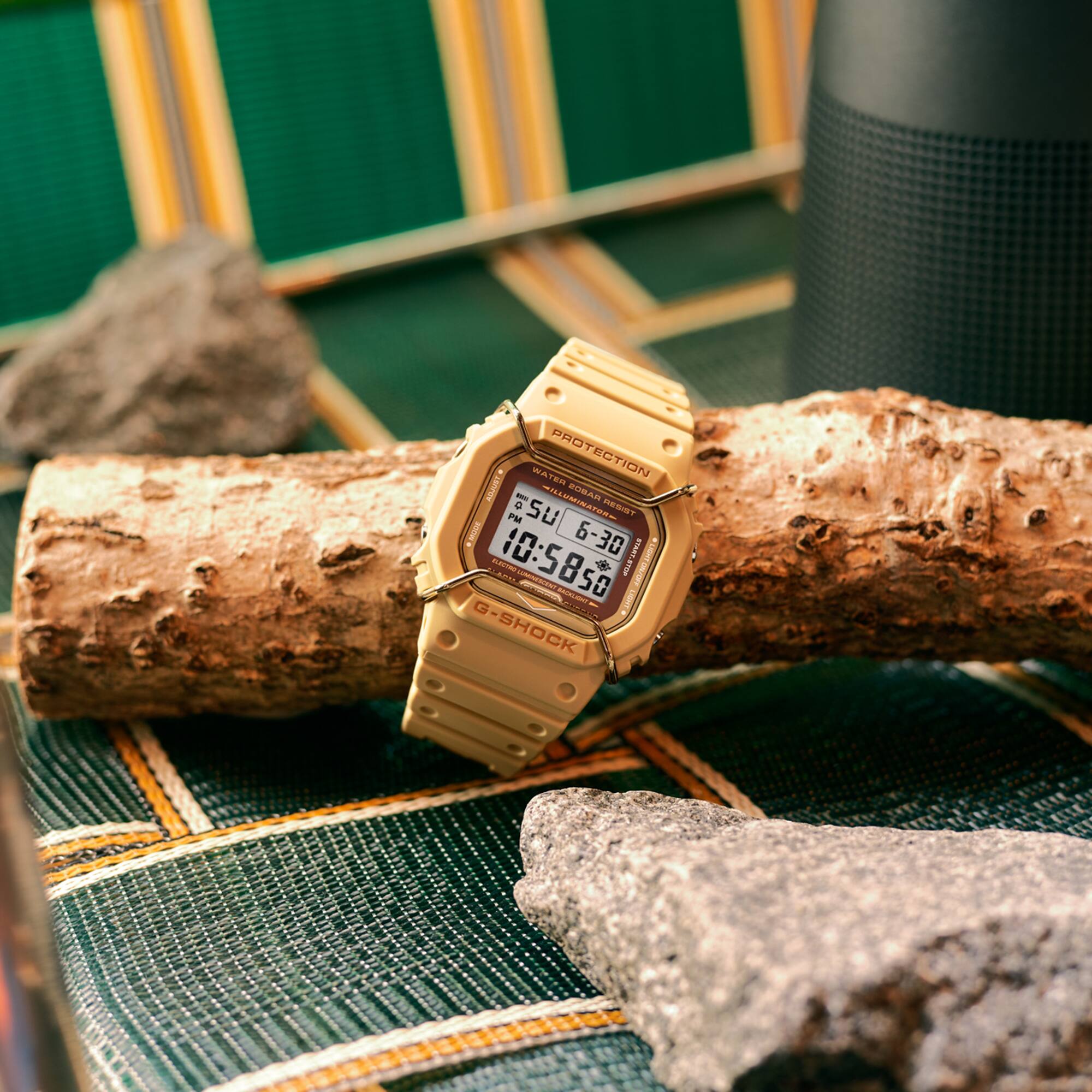 Casio - DW-5600PT-5DR