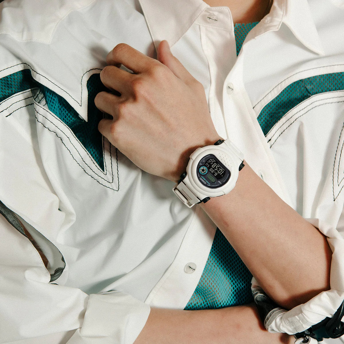 Casio - G-B001SF-7DR