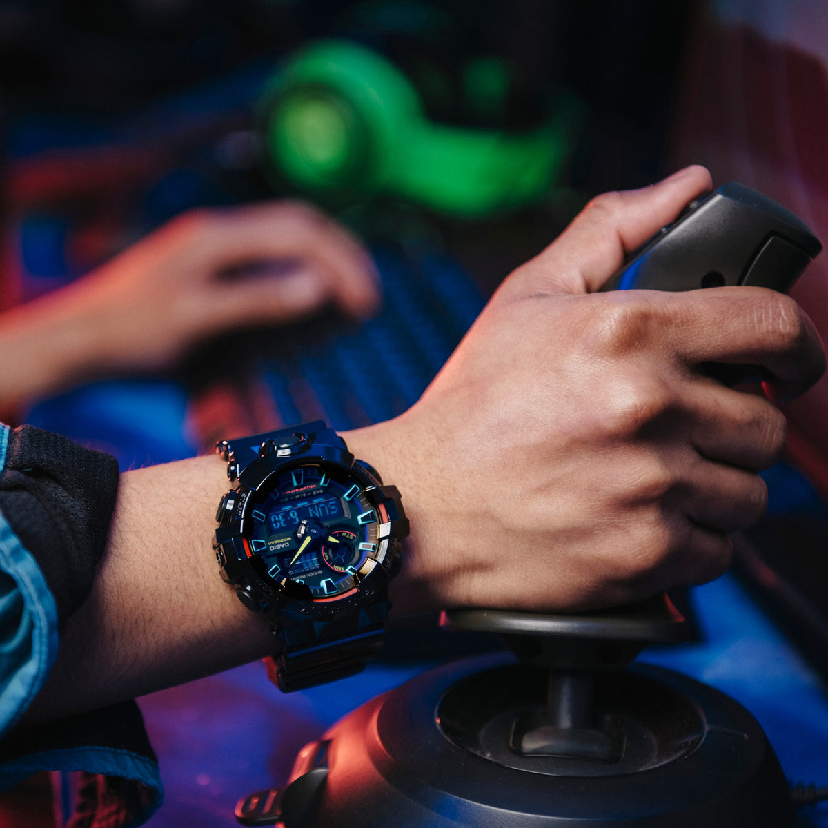 Casio - GA-700RGB-1ADR