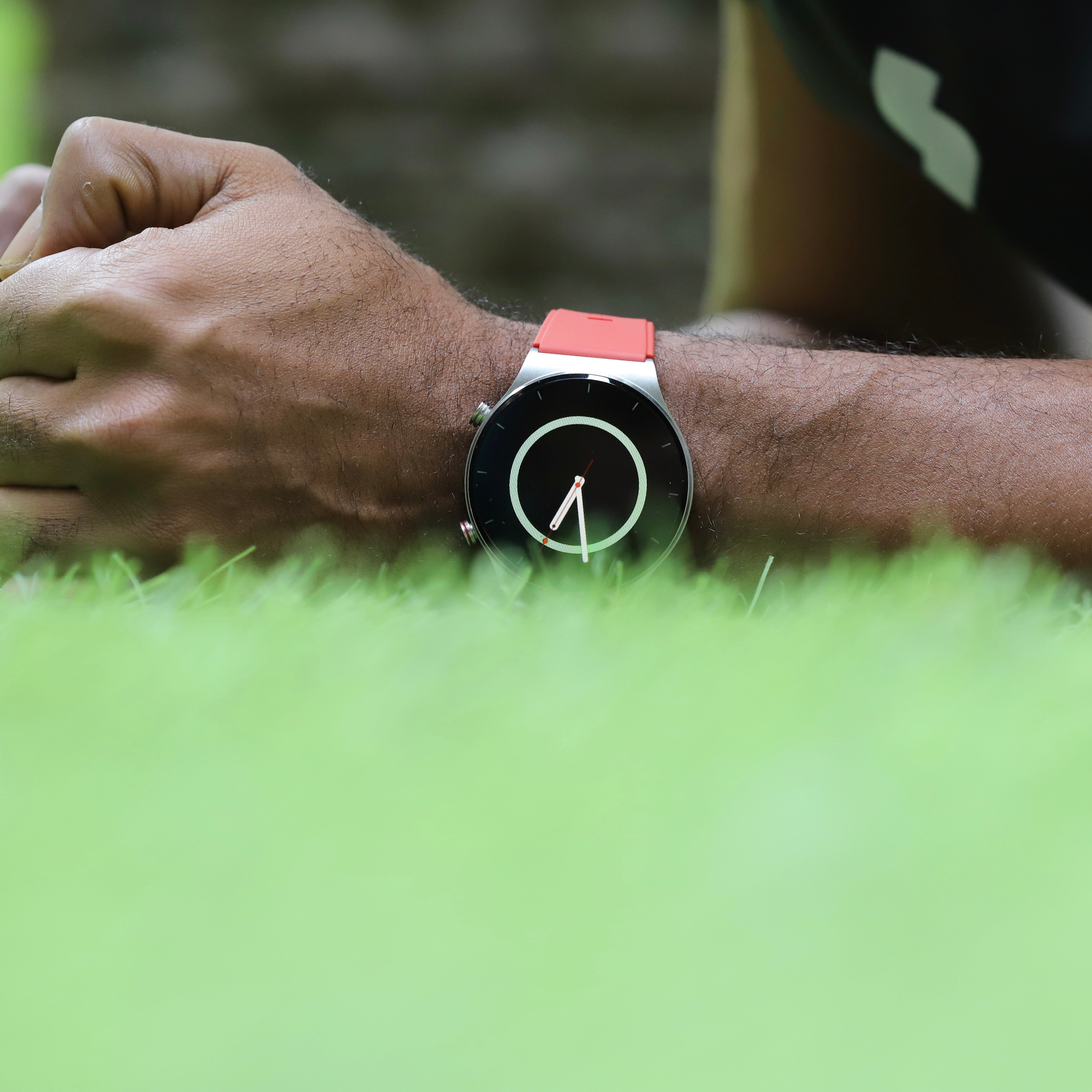 ON - MA01-ARR - Azzam Watches