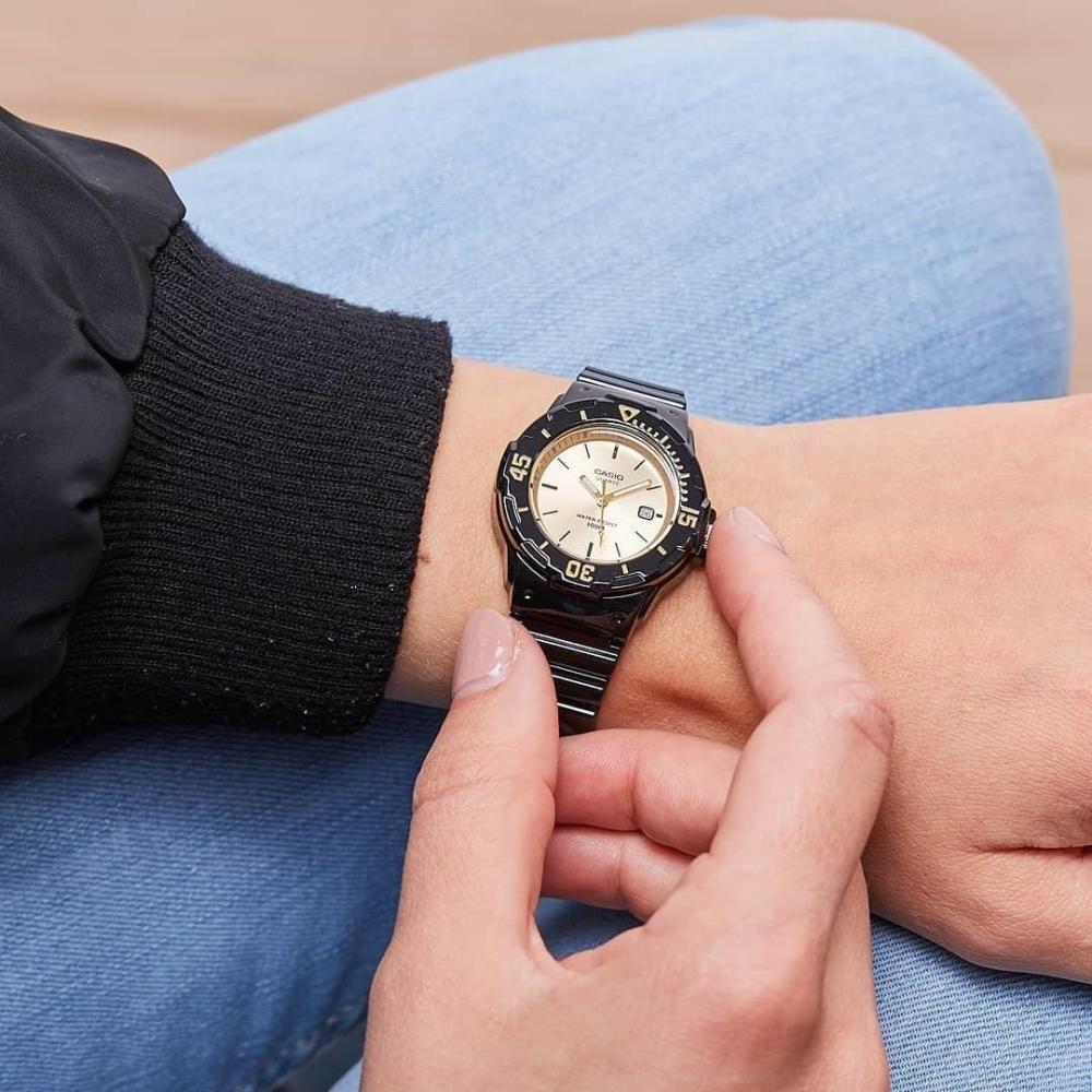 Casio - LRW-200H-9EVDF