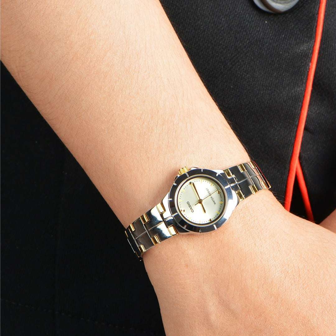 CASIO - LTP-1242SG-9CDF - Azzam Watches 