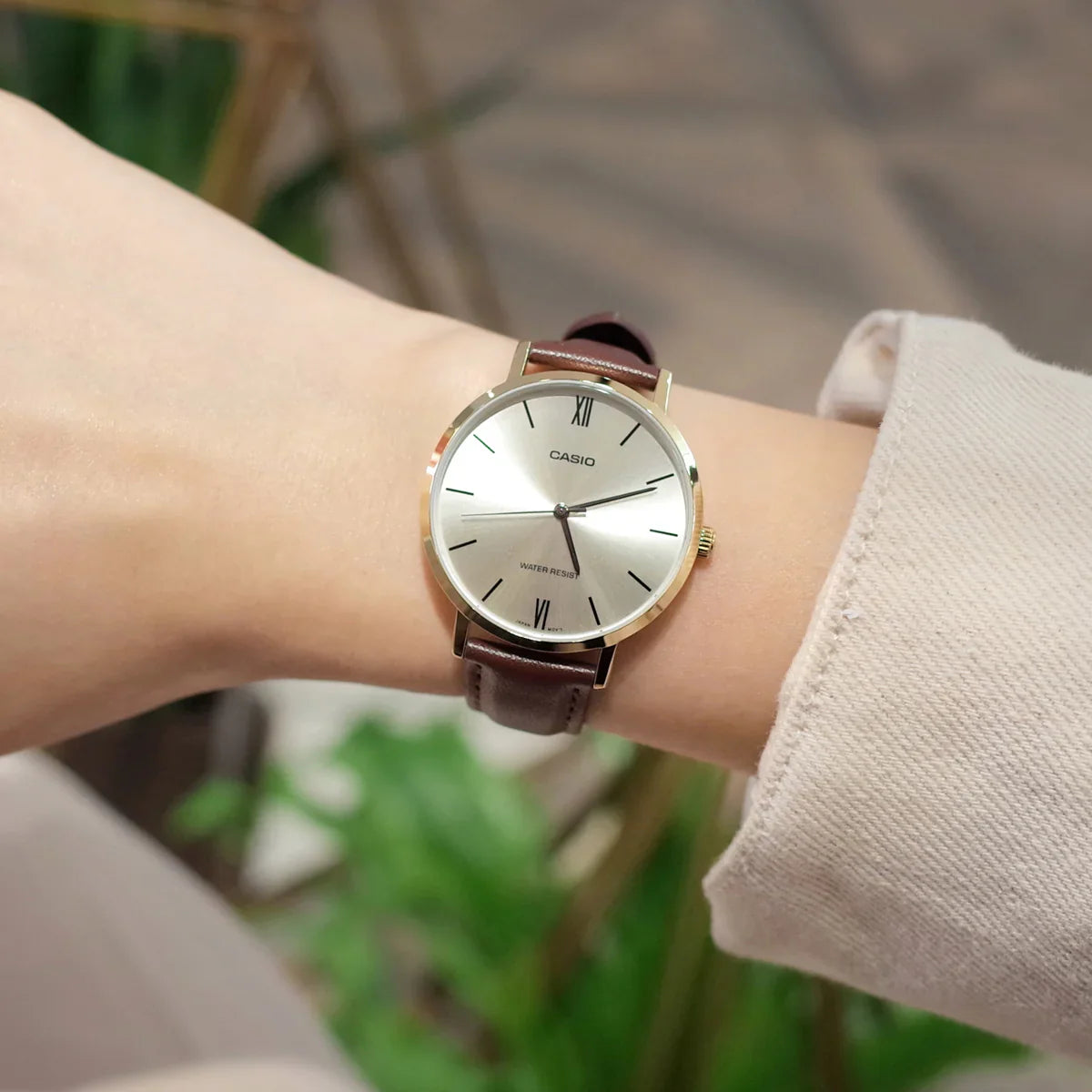 Casio - LTP-VT01GL-9BUDF