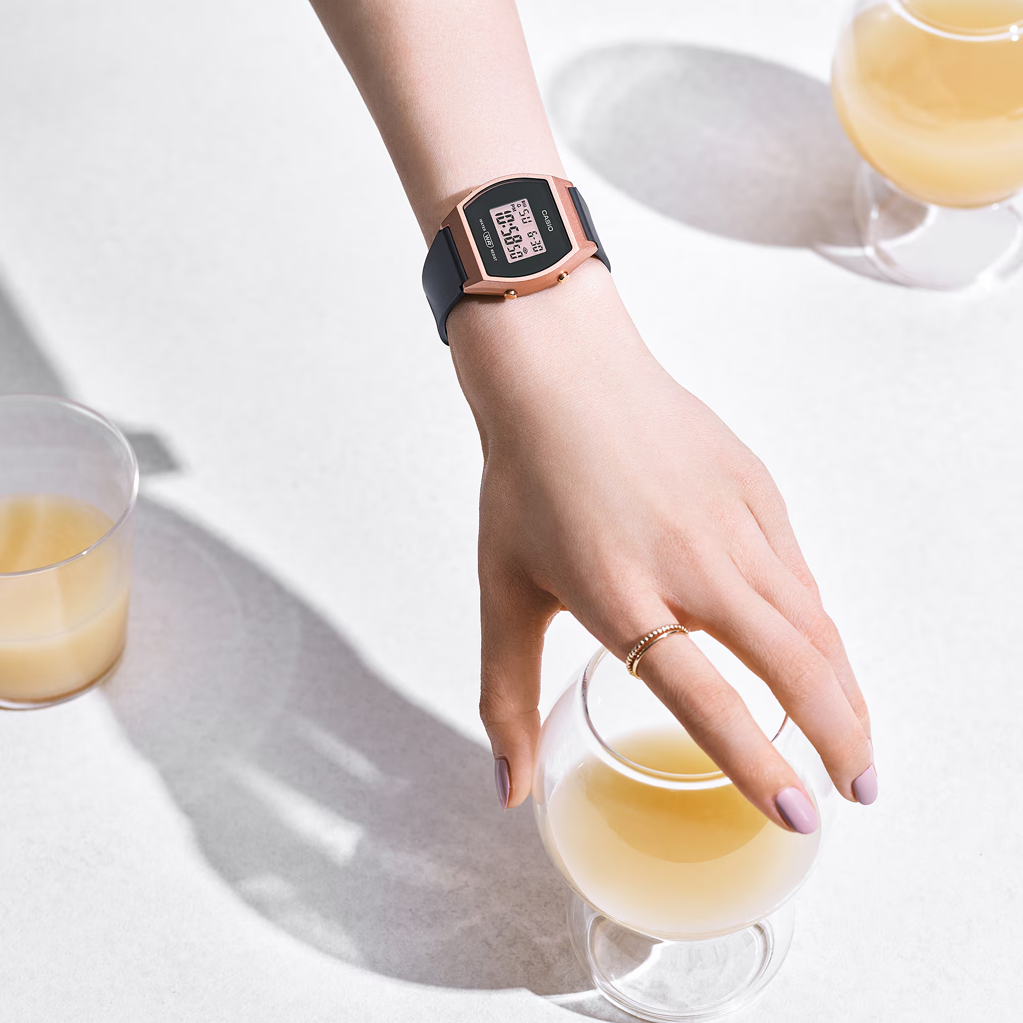 Casio - LW-204-1ADF