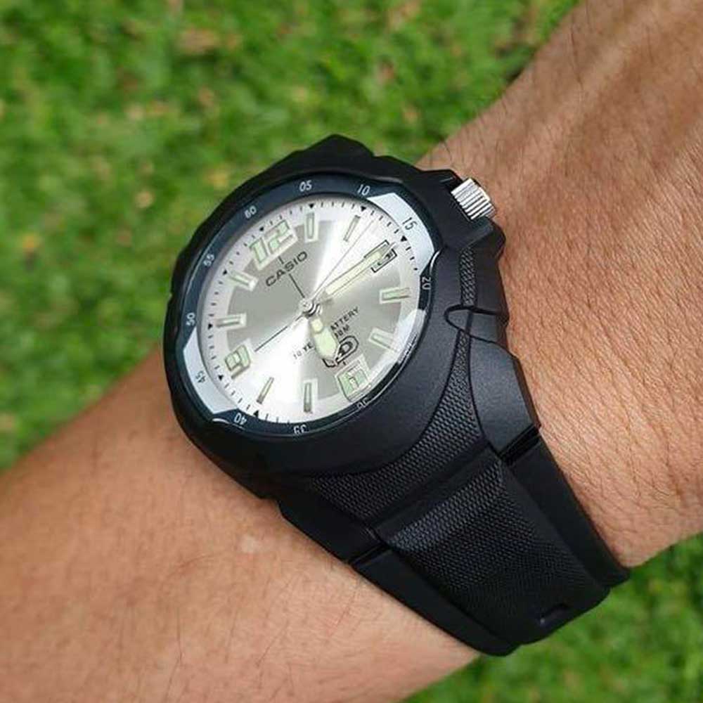 Casio - MW-600F-7AVDF