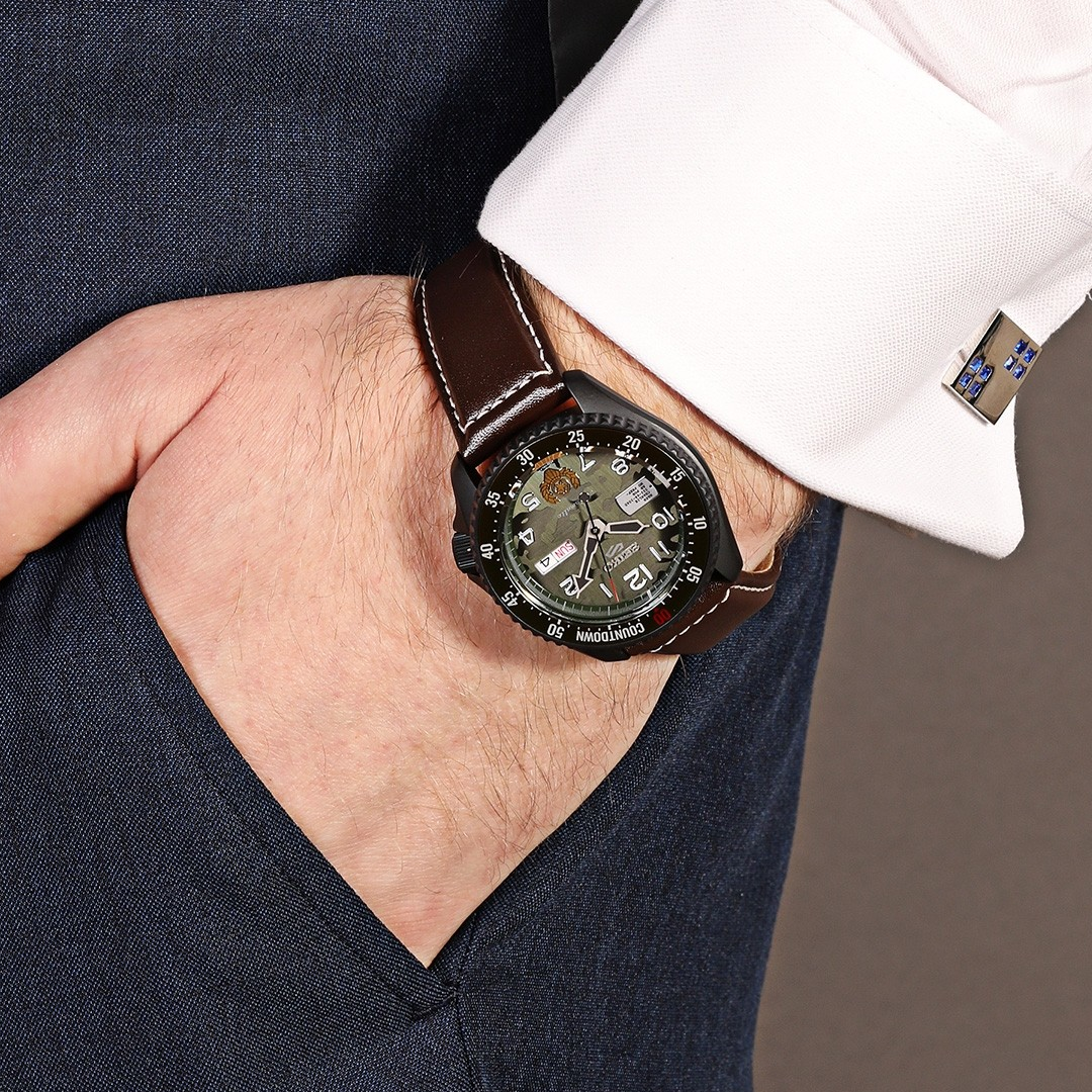 SEIKO - SRPF21K1 - Azzam Watches
