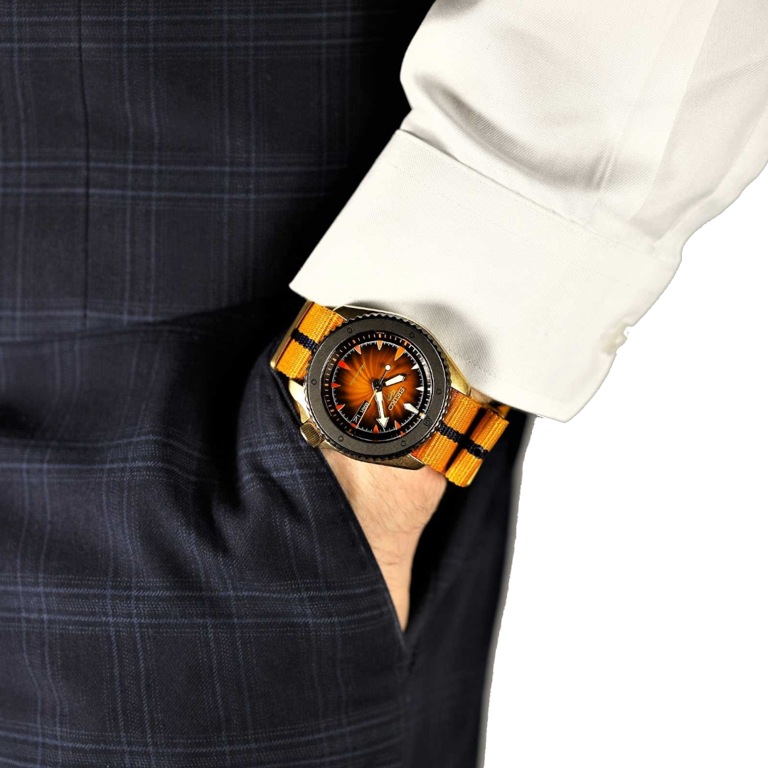 SEIKO - SRPF70K1 - Azzam Watches 