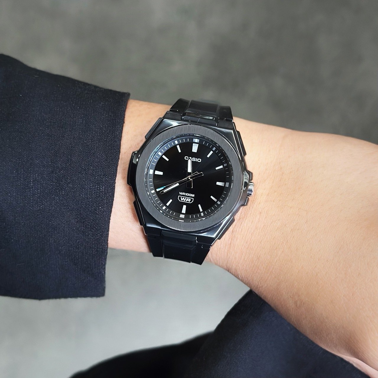 Casio - LWA-300HB-1EVDF