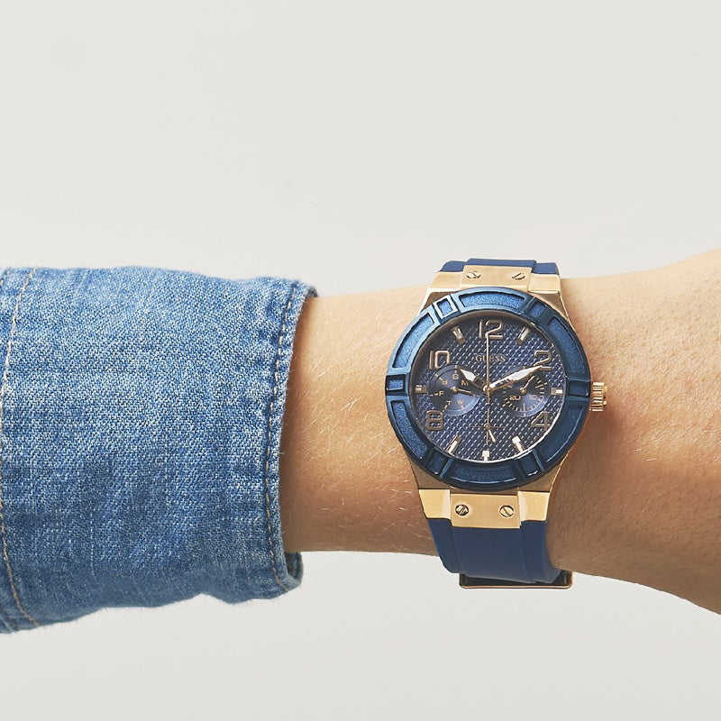 Guess - W0571L1 - Azzam Watches 