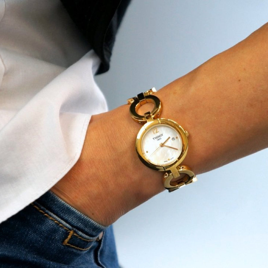 Tissot - T084.210.33.117 - Azzam Watches 