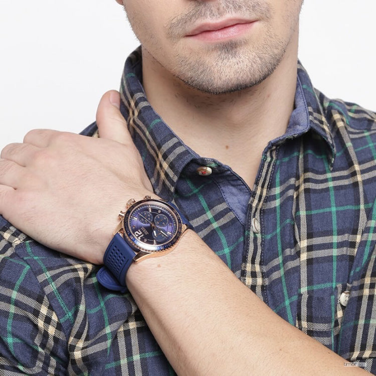 Guess - W0971G3 - Azzam Watches 