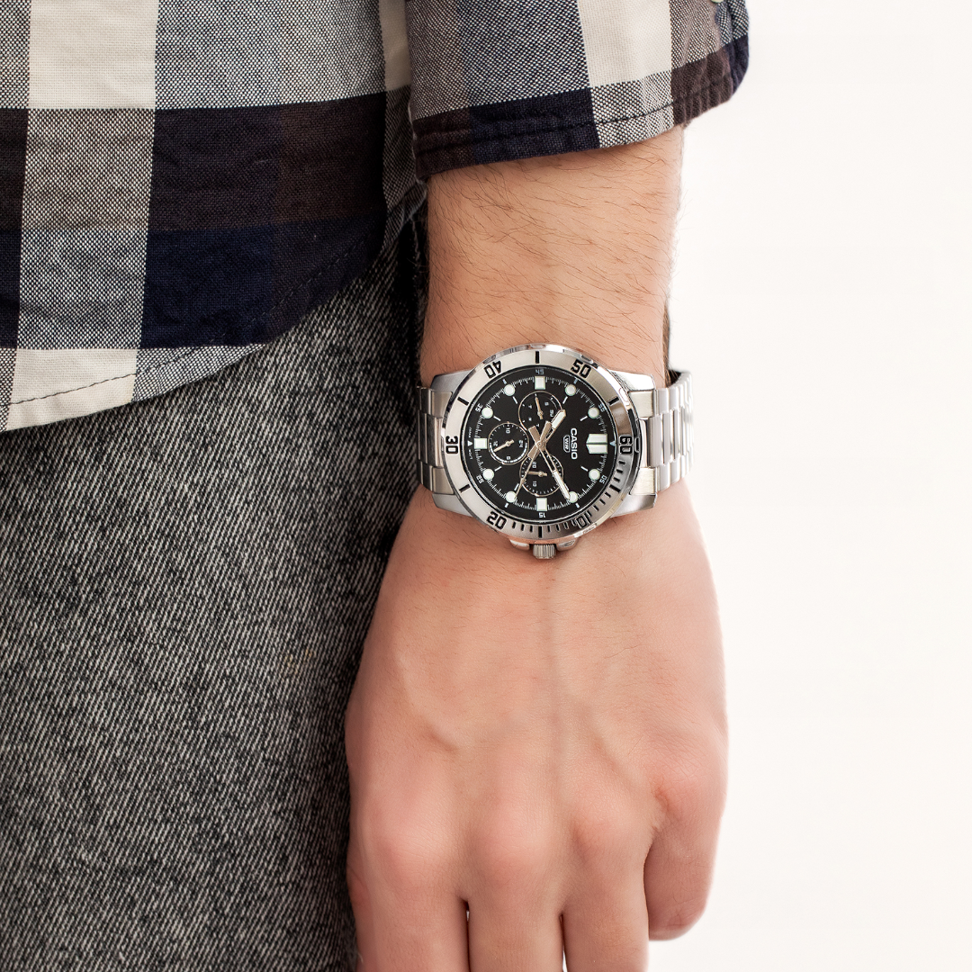 Casio - MTP-VD300D-1EUDF - Azzam Watches 