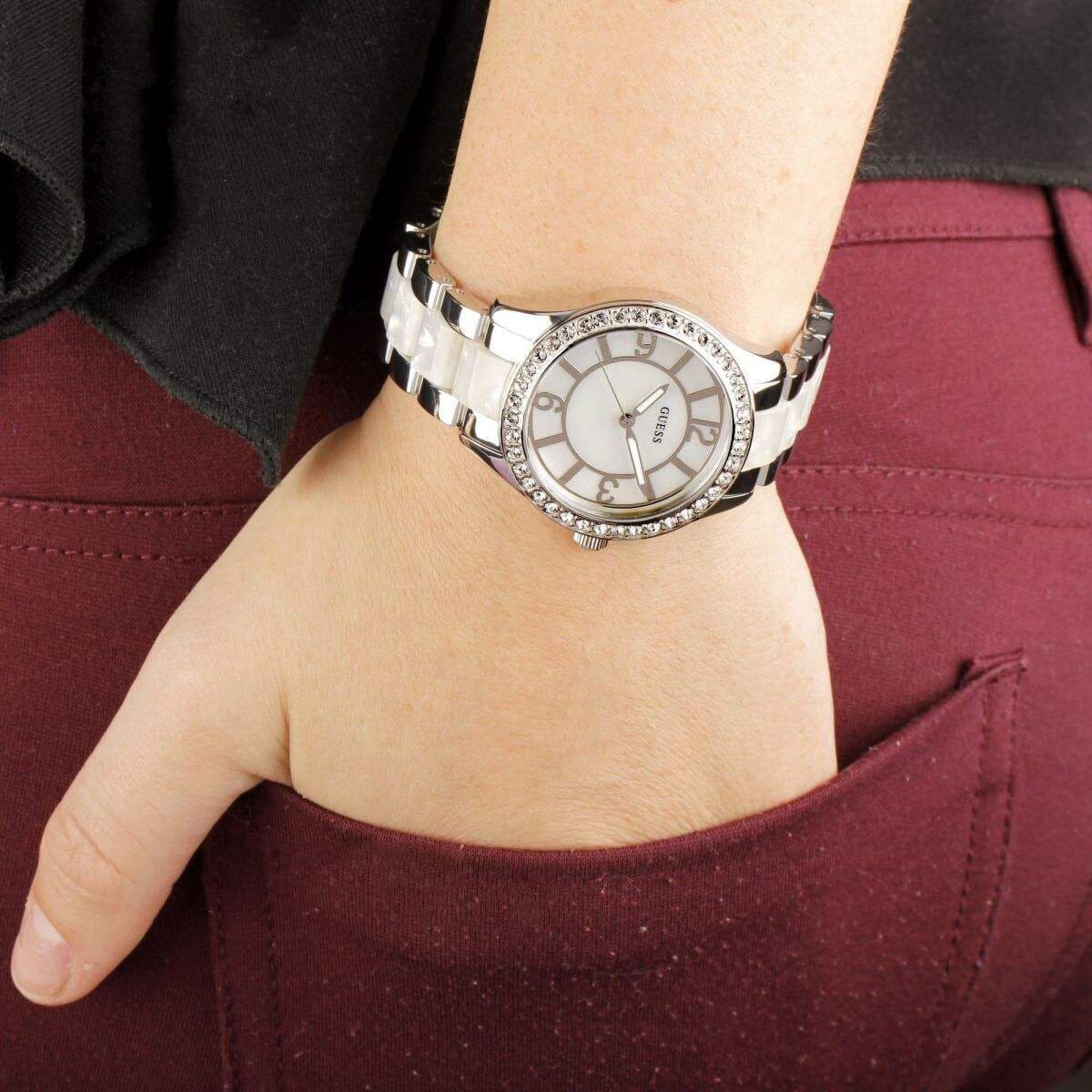 Guess - W0074L1