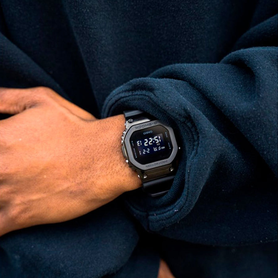 Casio - GM-5600UB-1DR