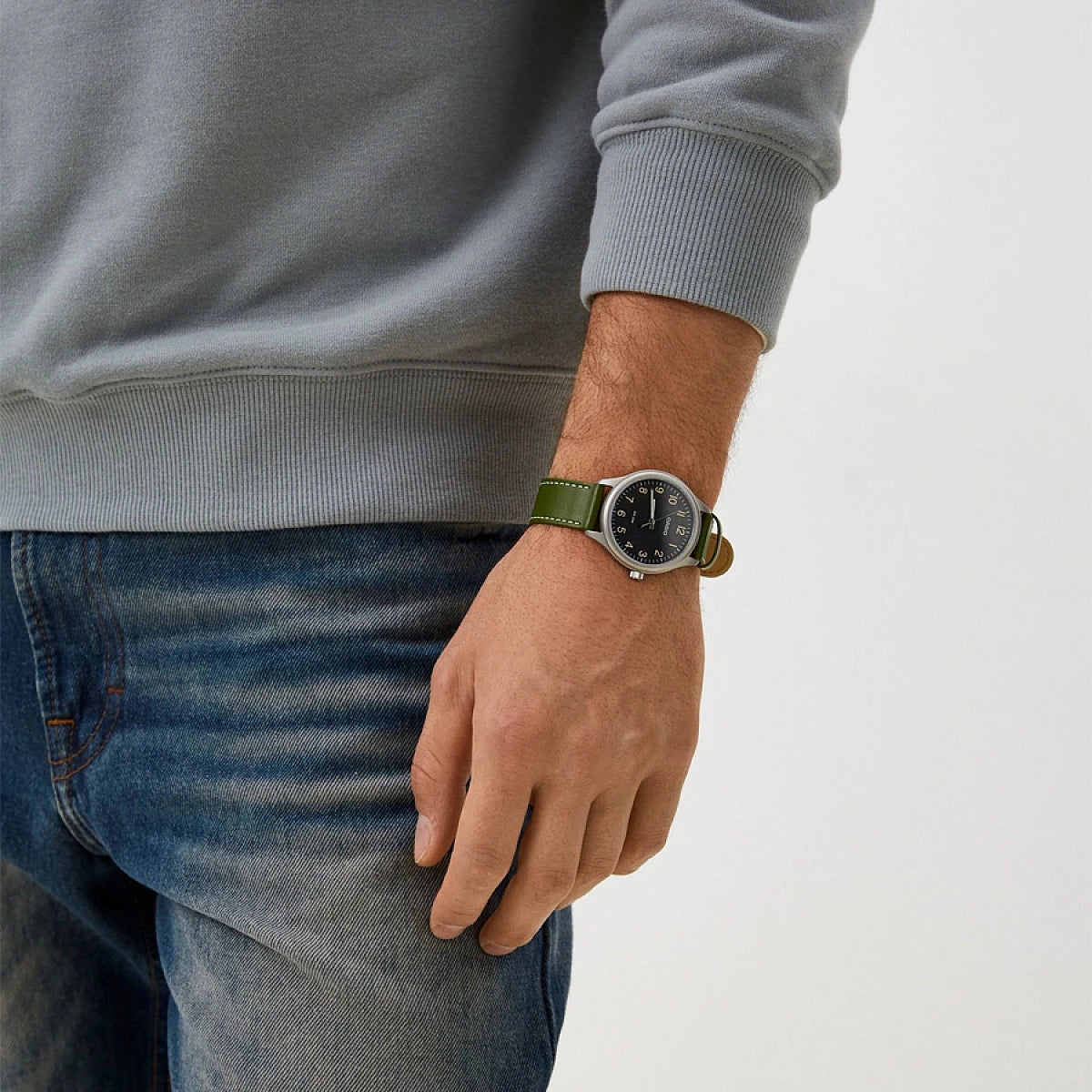 Casio - MTP-B160L-1B1VDF