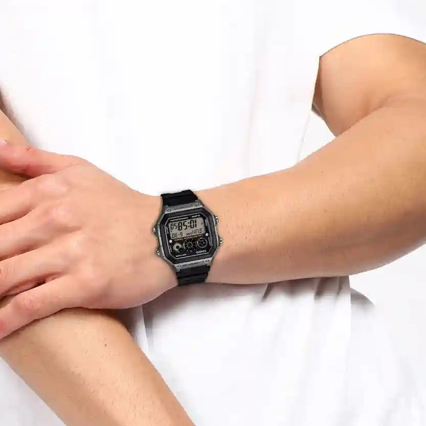 Casio - AE-1300WH-8AVDF